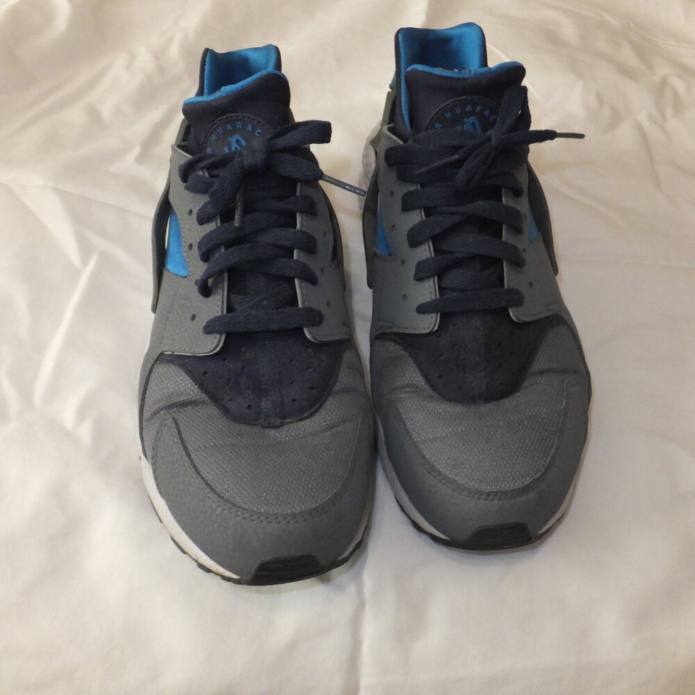 Nike Air Huarache Gray - Size 11.5